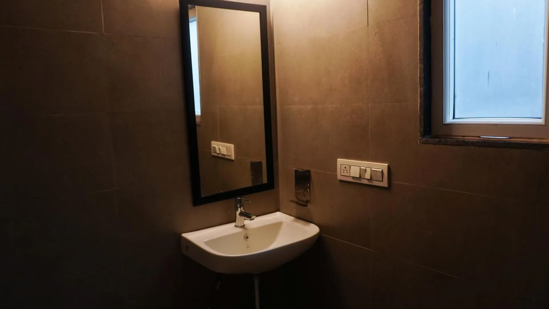 Housr Sector 38 Gurgaon Near Medanta Hospital 호텔 인도